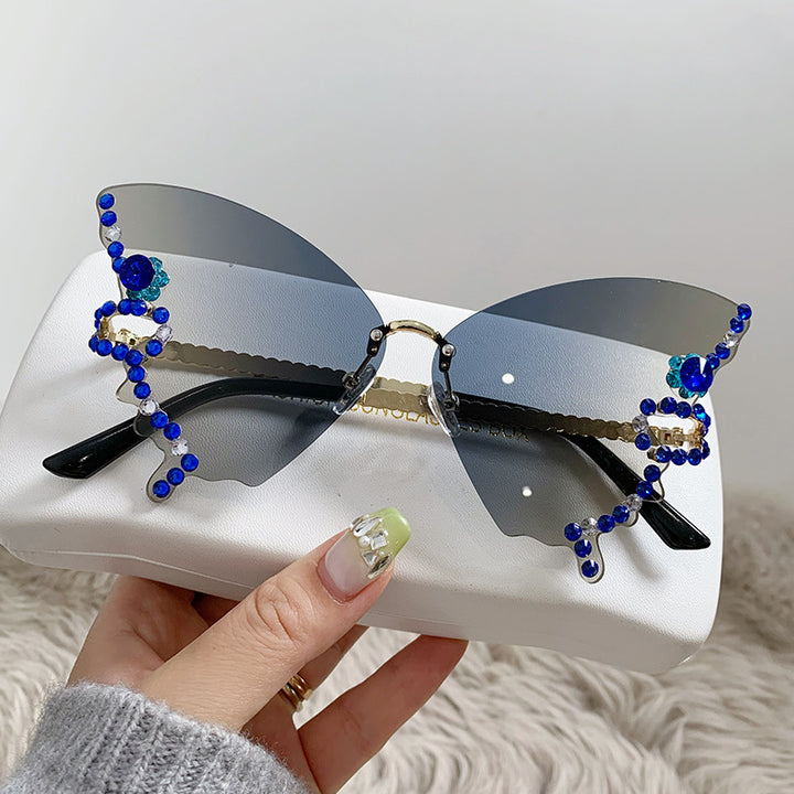 Ladies extravagantly designed sunglasses Stornfield