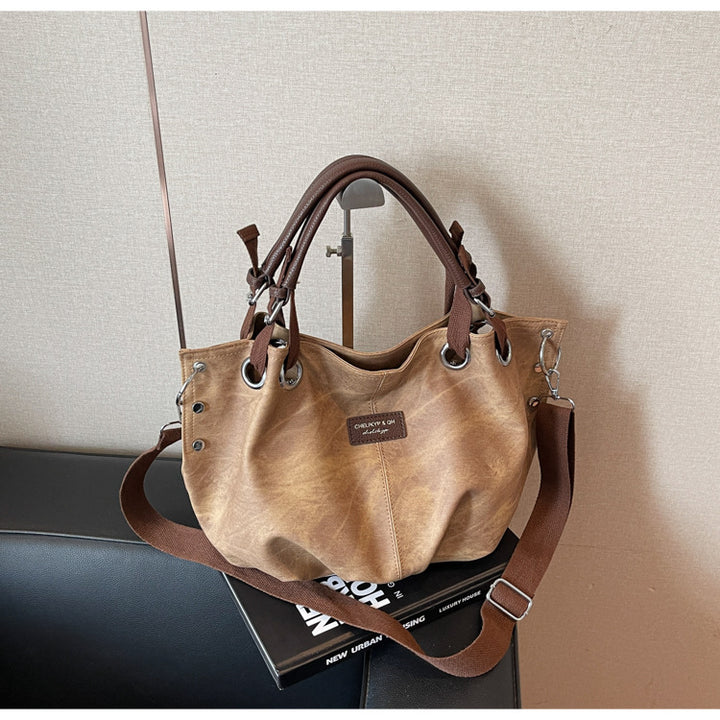 Everyday handbag with innovative carrying system Stornfield