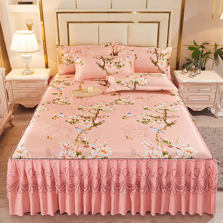 Ladies daybed cover with playful bear motif Stornfield