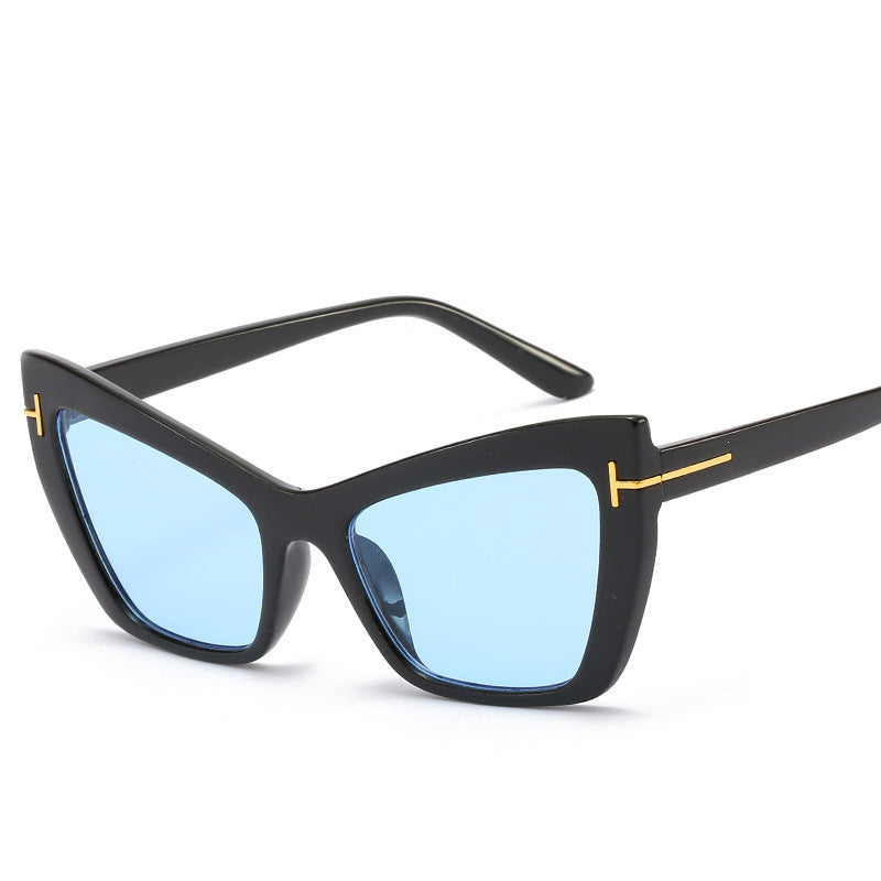 Cat-Eye Frame Sunglasses with Gradient Lenses Stornfield