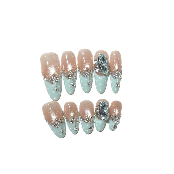 Elegant Decorative Press-On Nail Set with Gemstone Accents Stornfield