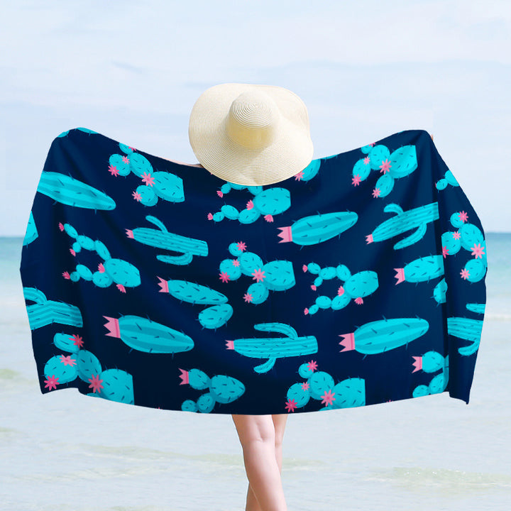 Luxury beach towel with dynamic wave design Stornfield