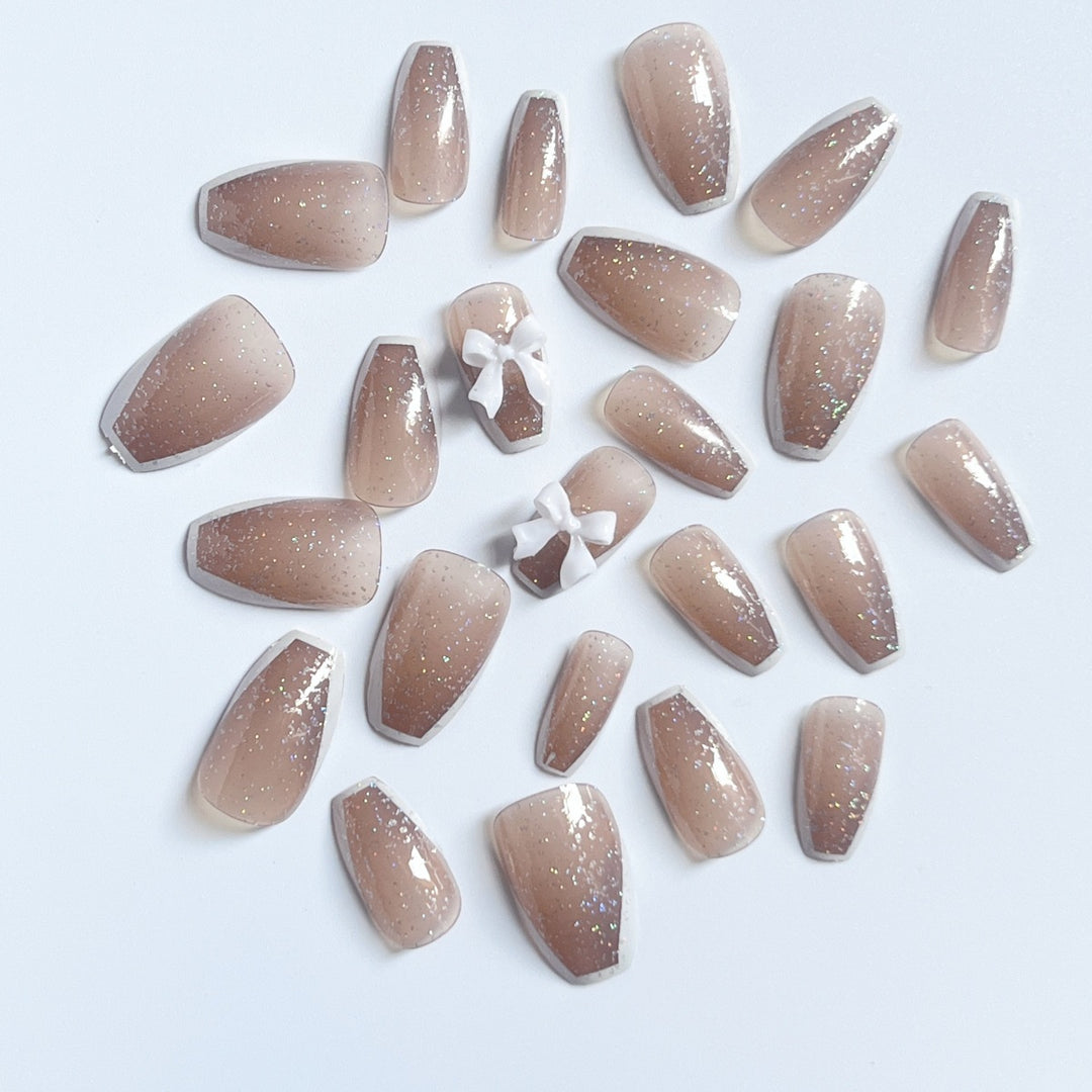 Glamorous Glittery Nail Art Stornfield