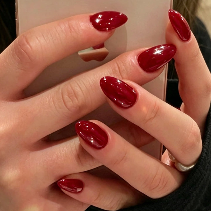 Festive Seasonal Nail Art Enhancements
