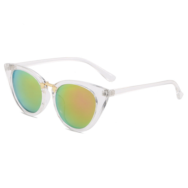 Ladies Cat-Eye Sunglasses with Elegant Golden Detail Stornfield