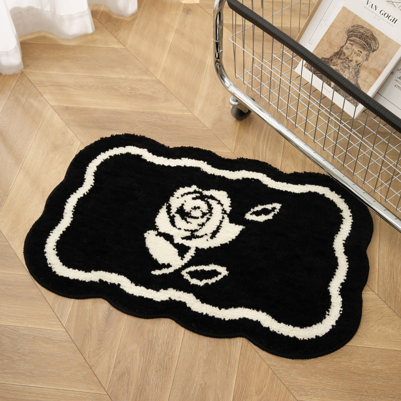 Heart-Shaped Decorative Bath Mat Stornfield