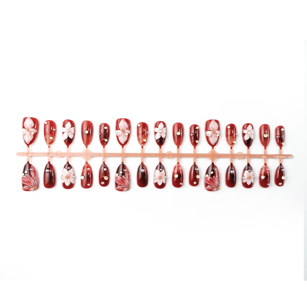 Elegant artificial nails with floral accents Stornfield