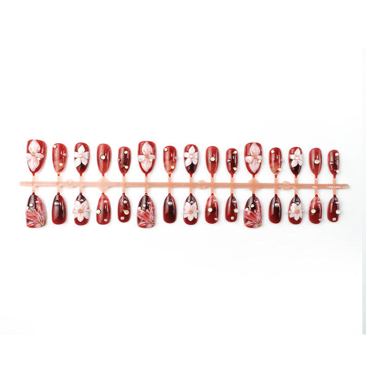 Elegant artificial nails with floral accents Stornfield