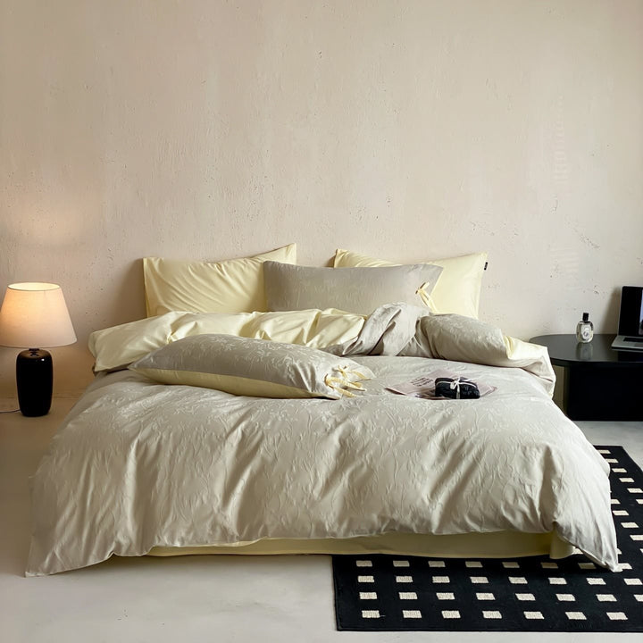 Elegant cotton satin bedding set with reversible function and ties