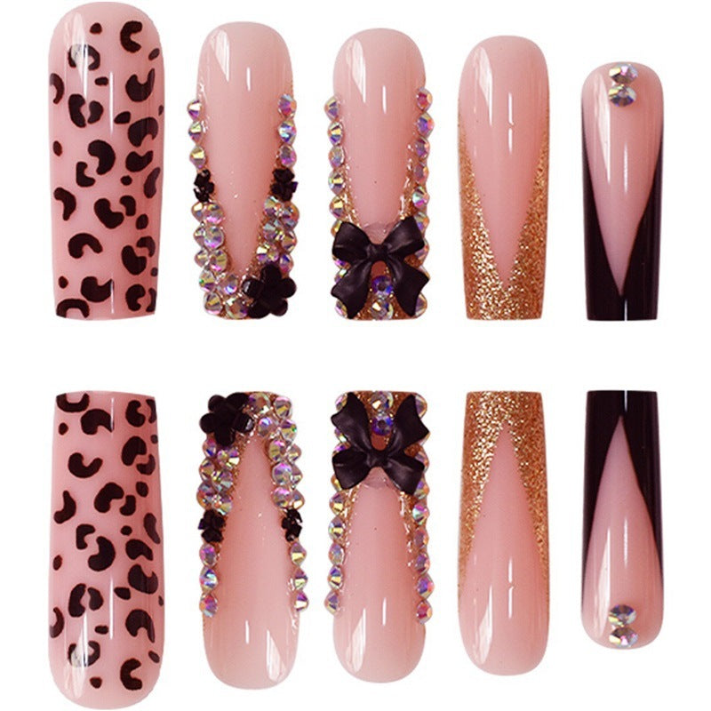 Glamorous Press-On Nail Art Set with Rhinestone and Leopard Accents Stornfield
