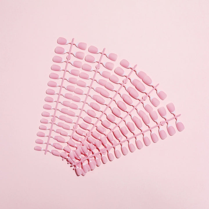 Elegant artificial nails with matte finish Stornfield
