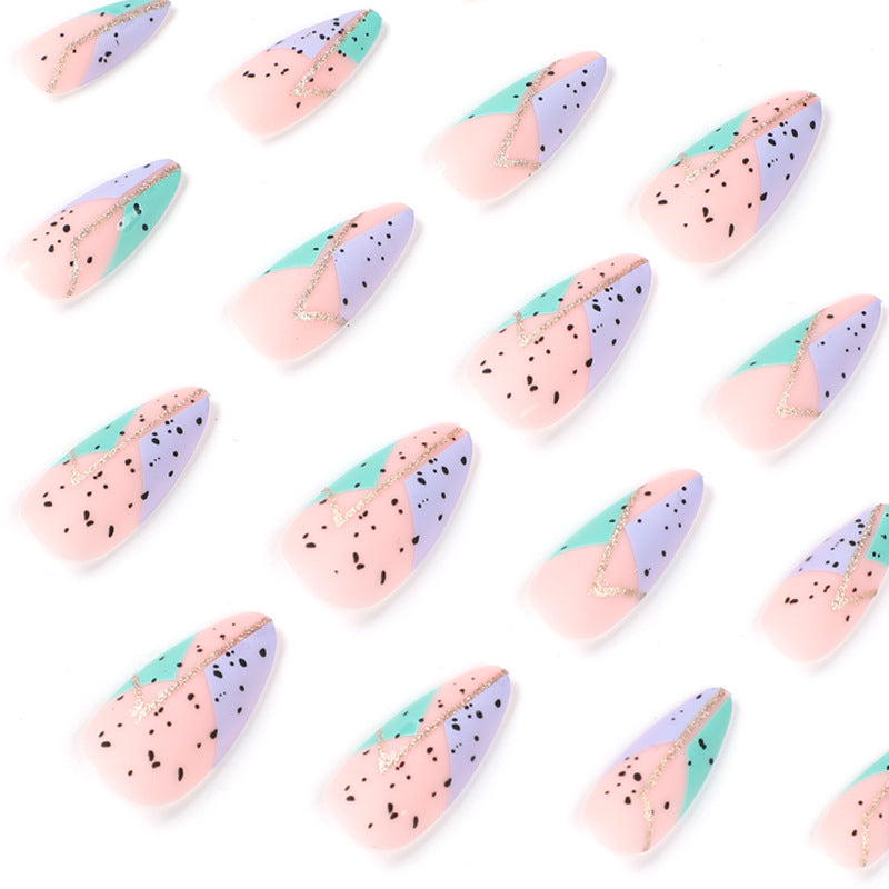 Artificial nail art with unique geometric design Stornfield