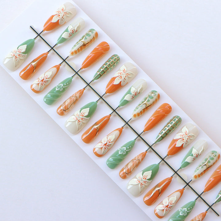 Floral Themed Decorative Press-On Nails