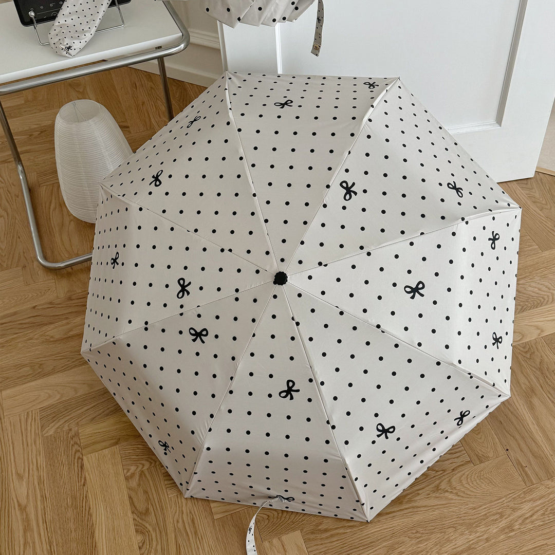 Ladies compact umbrella with stylish polka dot design Stornfield