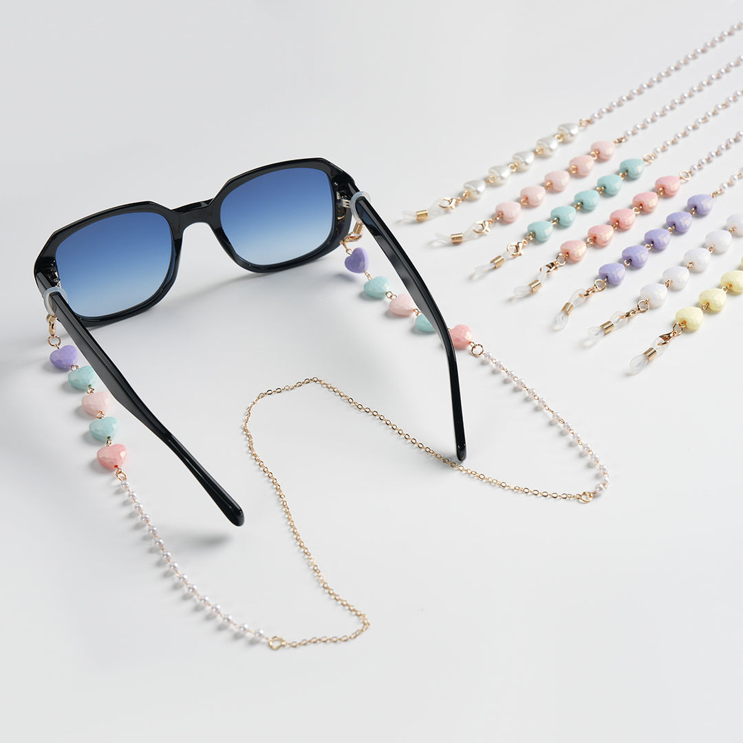 Heart-Shaped Beaded Eyewear Chain Stornfield