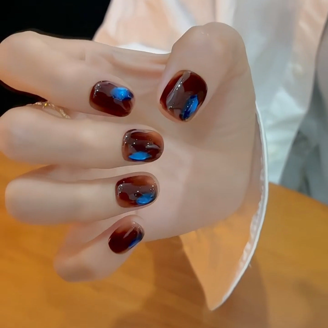 Artificial Nails in Modern Gradient Colors Stornfield