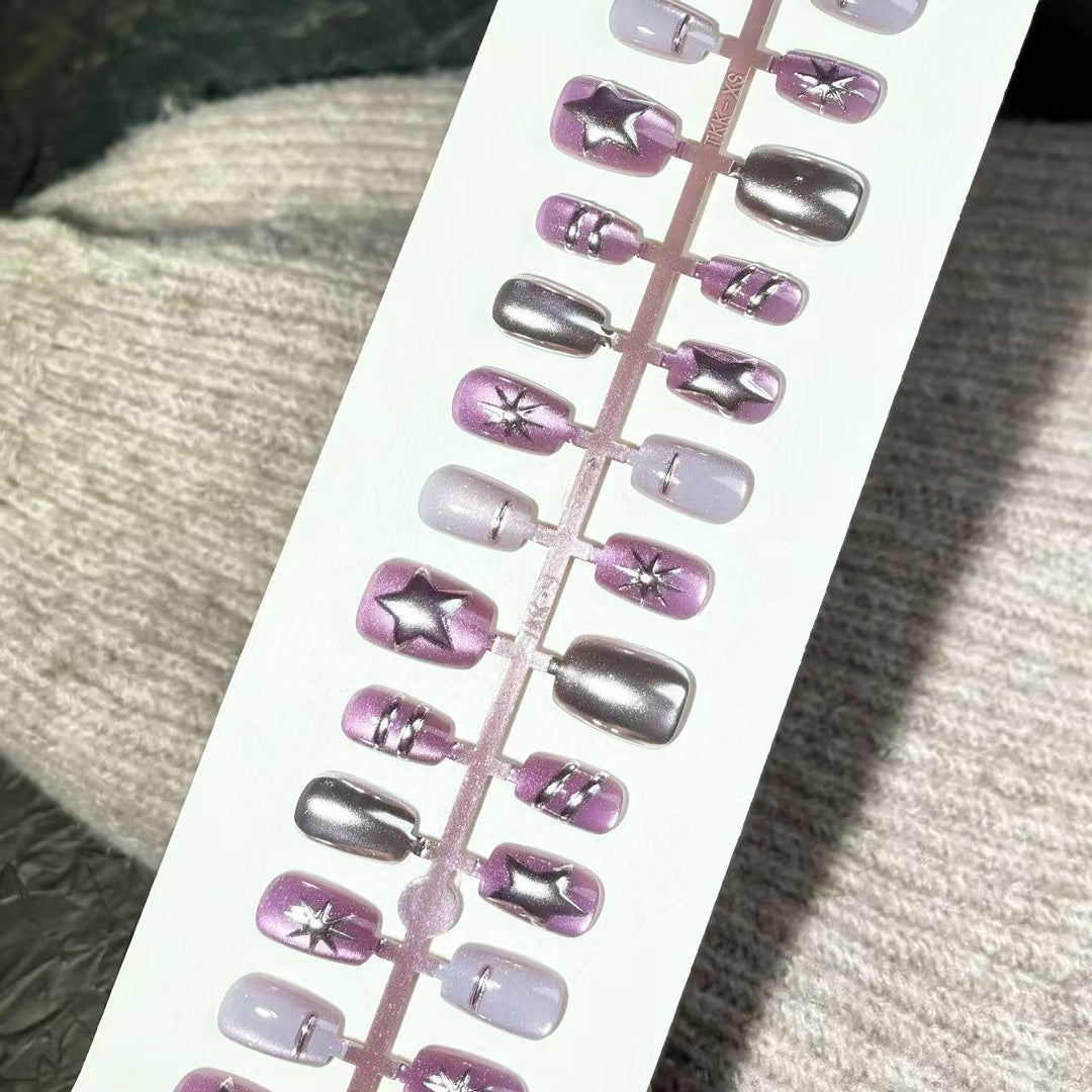 Press-On Nail Art