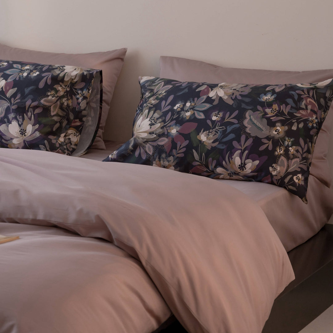 Reversible Cotton-Sateen Duvet Cover Set with Paisley Pillow Shams