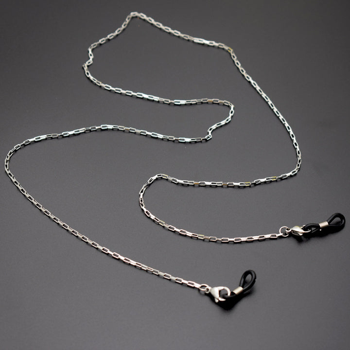 Sleek Silver Chain Eyewear Holder Stornfield