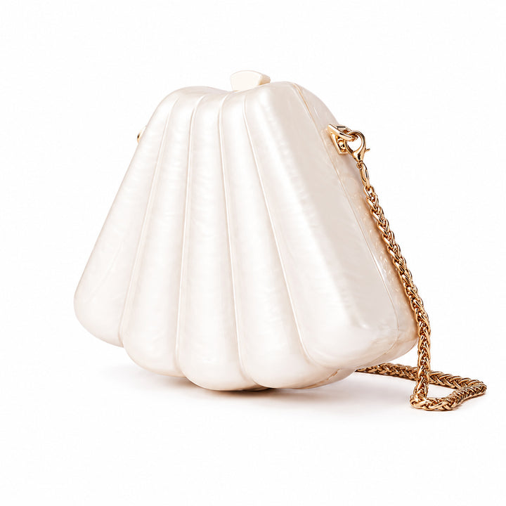 Elegant Shell-Shaped Handbag