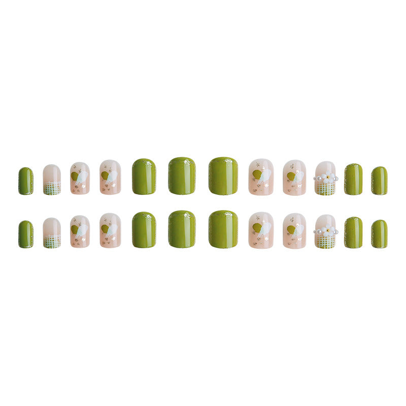 Artificial nail set with elegant handcrafted designs Stornfield