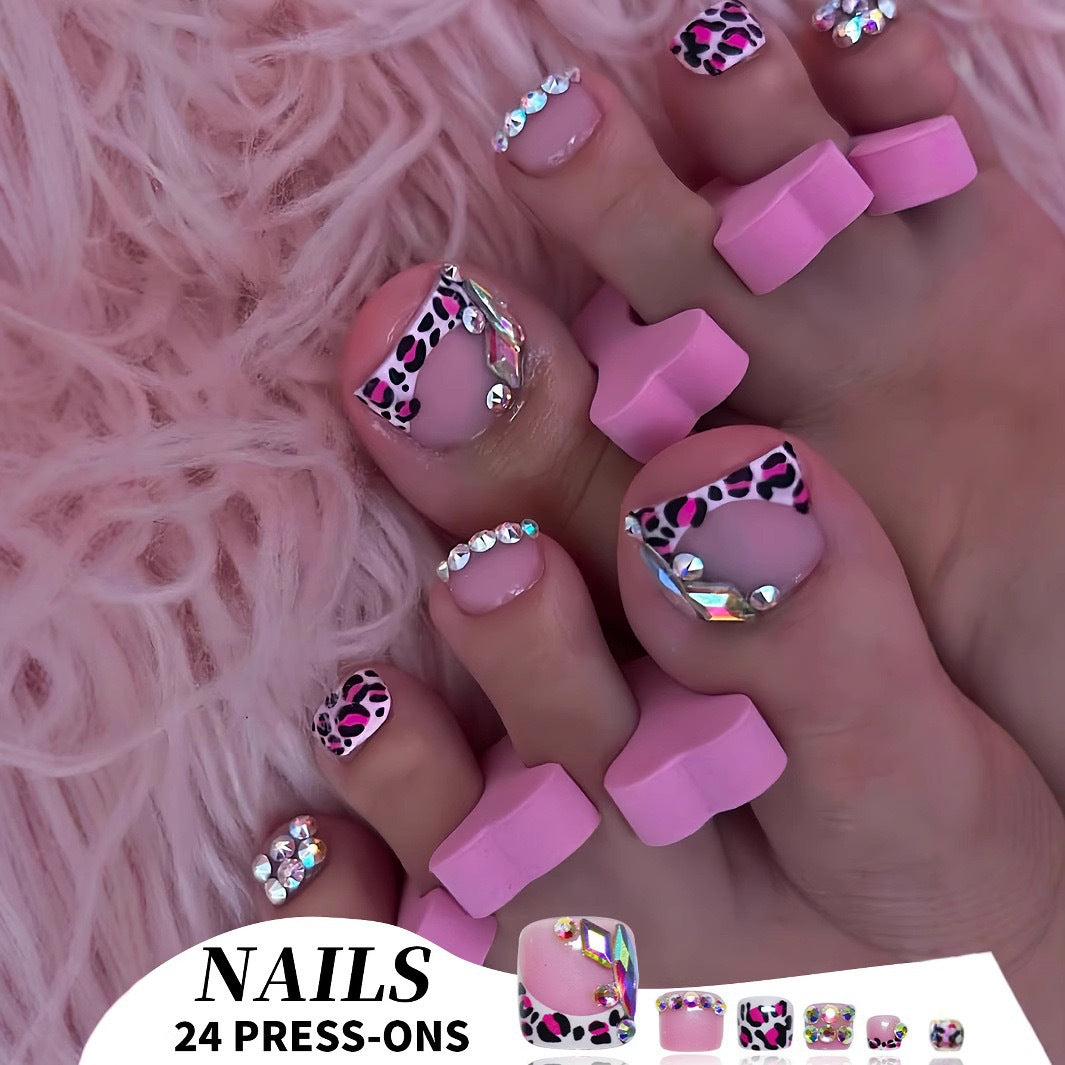 Fashionable Press-On Nail Set Stornfield