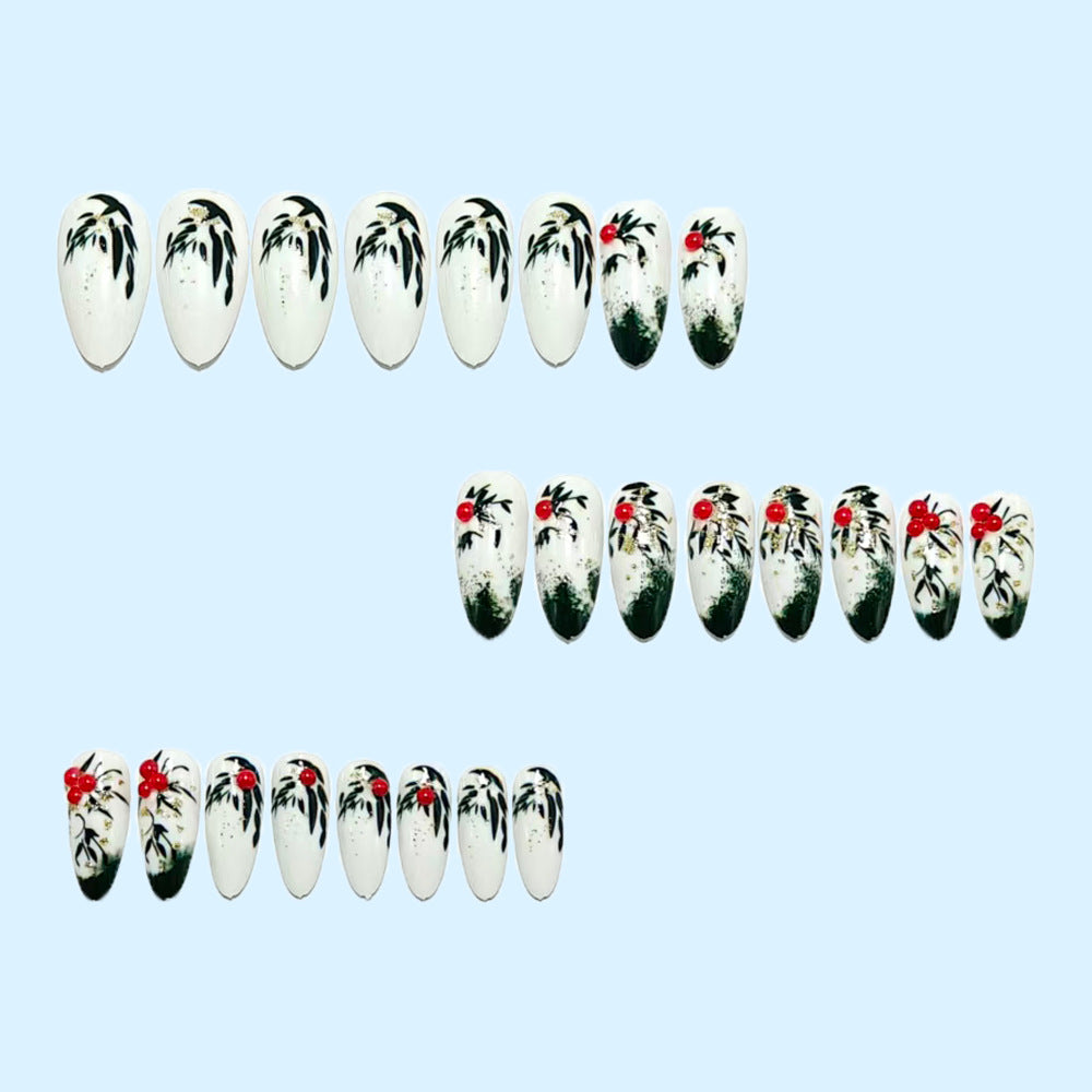 Glamorous artificial nails with floral accents Stornfield