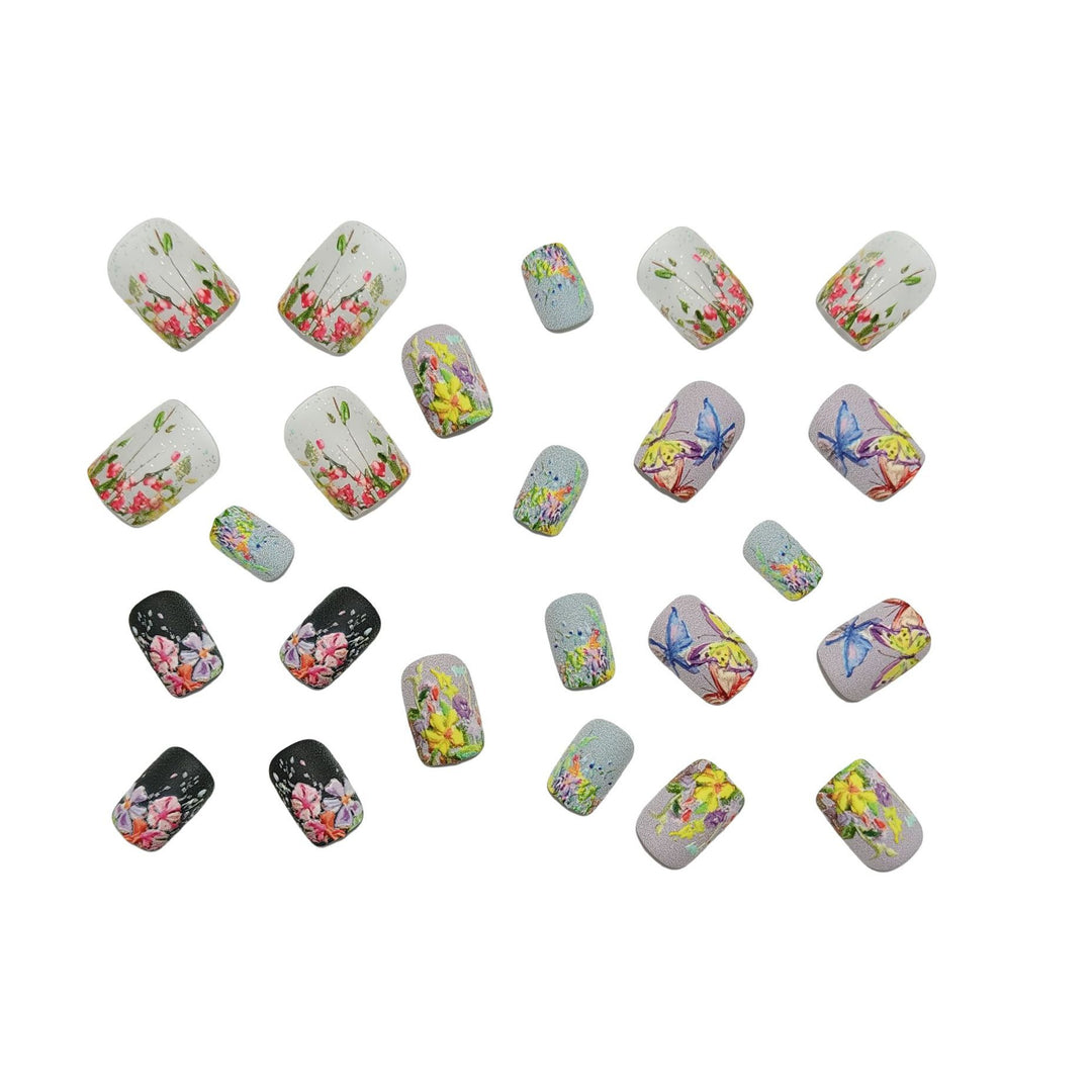 Artificial Nail Set with Floral 3D Designs Stornfield