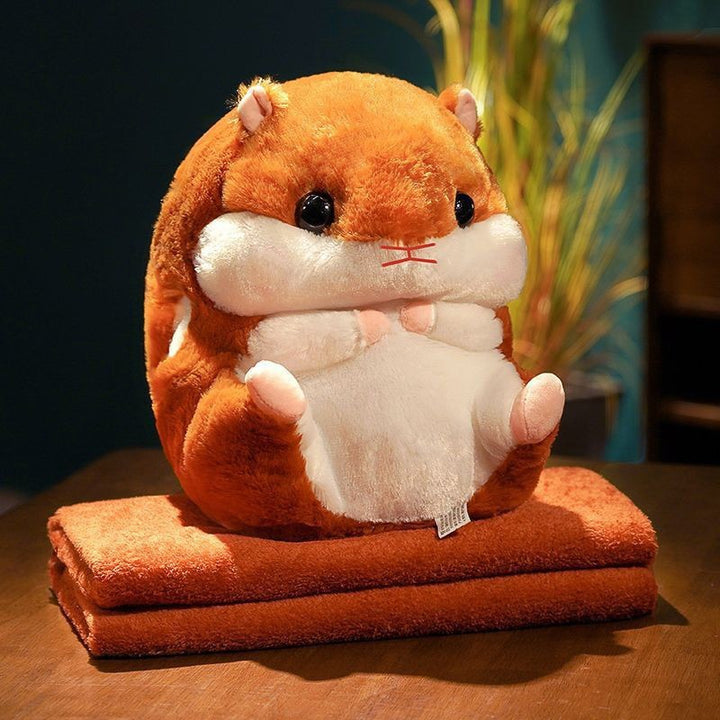 Squirrel-shaped cuddle pillow Stornfield