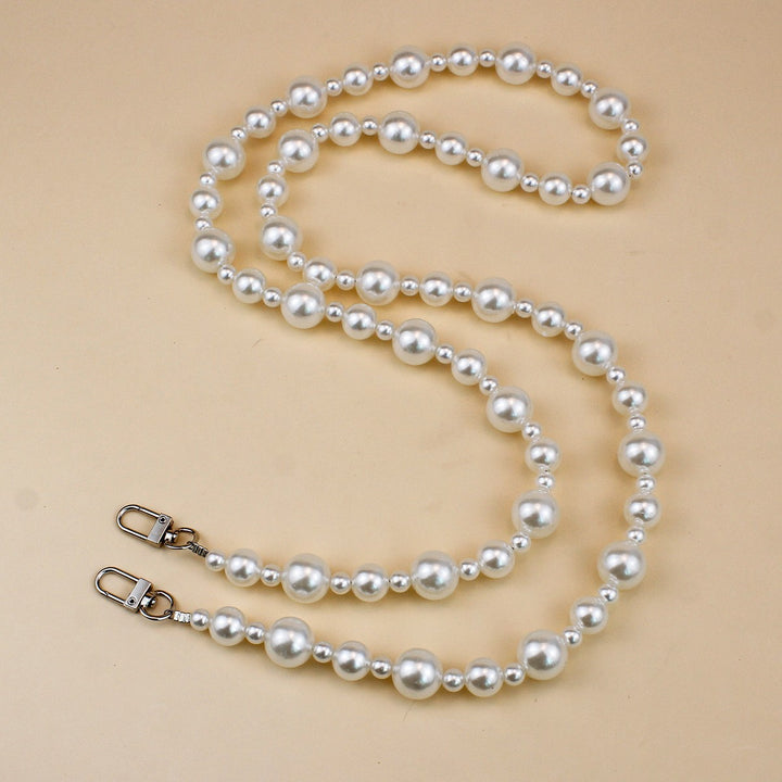 Elegant Pearl and Chain Necklace Stornfield