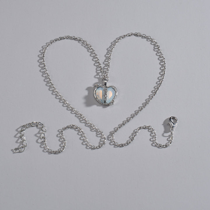 Heart pendant necklace with sparkling accents Stornfield