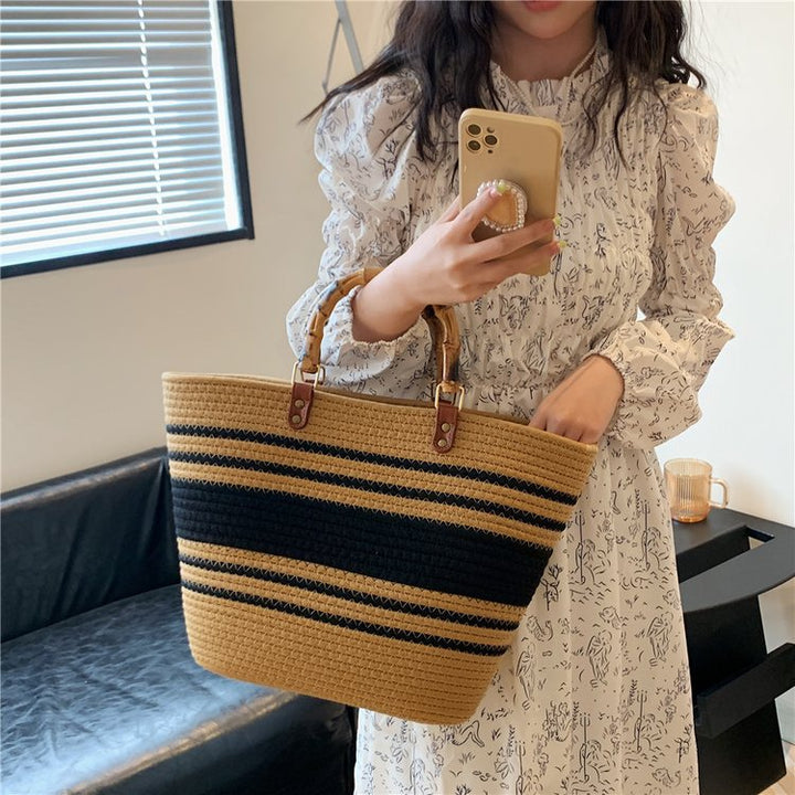 Practical beach bag with bamboo handles Stornfield