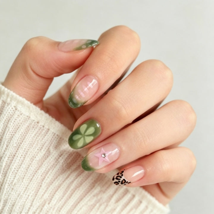 Artificial nails with modern geometric designs Stornfield
