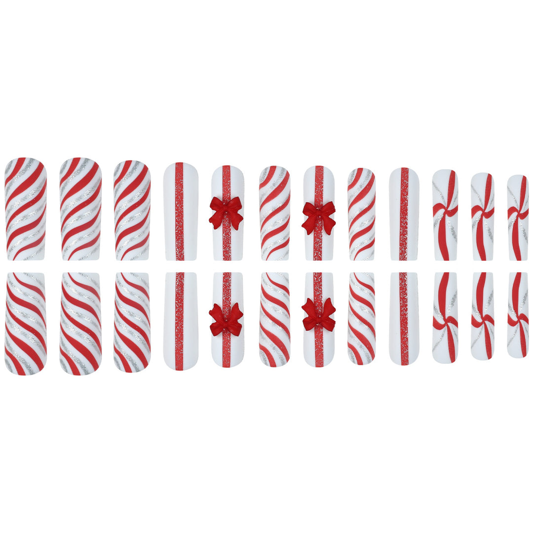 Festive Holiday-Theme Press-On Nail Art Stornfield