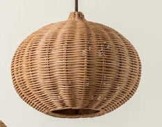 Handmade pendant light made of braided rattan Stornfield