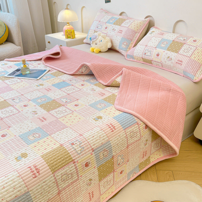Floral Patterned Quilted Bed Cover Set