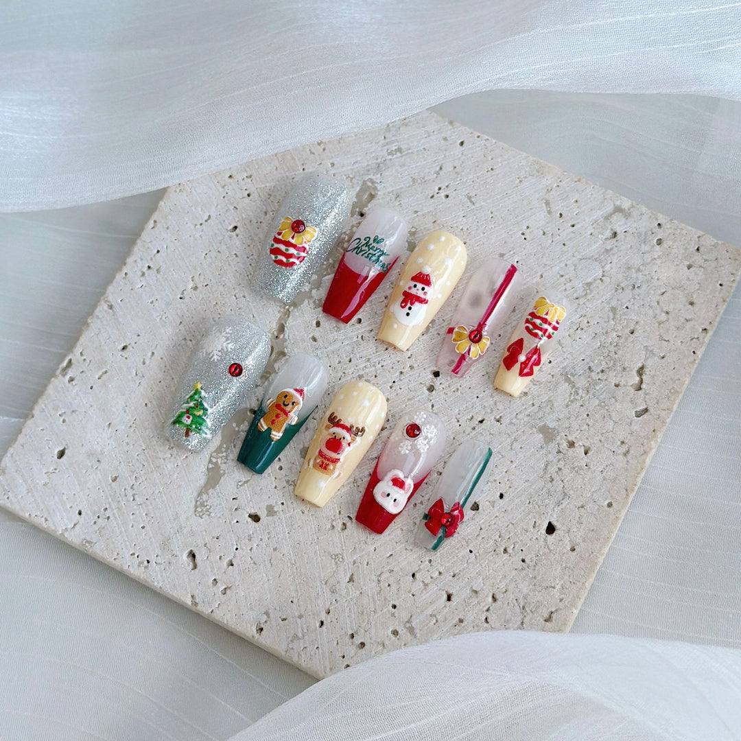 Holiday-Themed Press-On Nail Art Set
