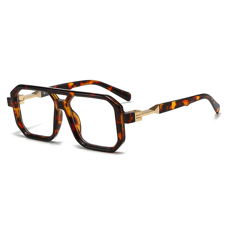 Ladies stylish oversized sunglasses with geometric frame Stornfield