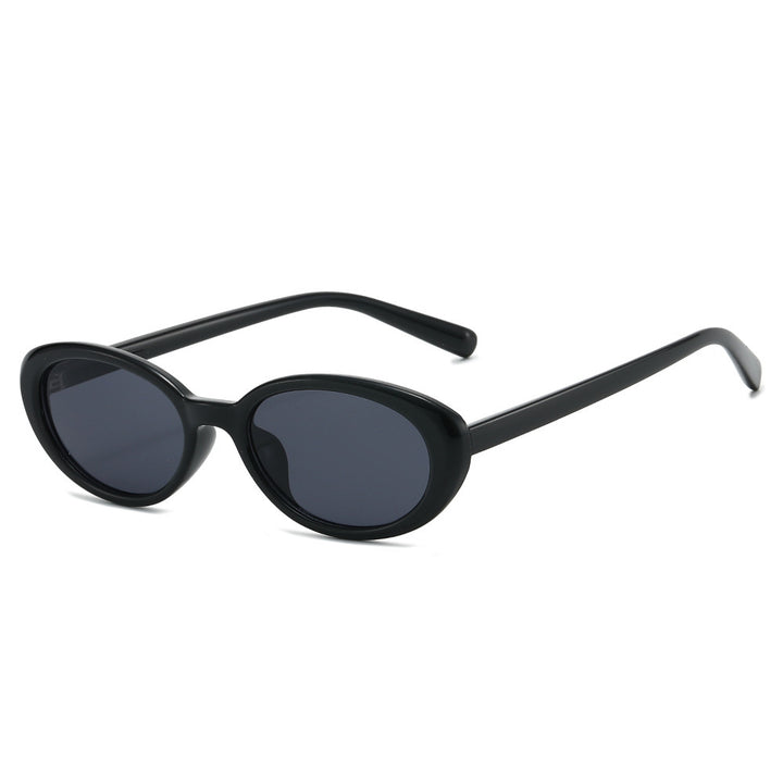 Retro-Inspired Cat-Eye Sunglasses with Transparent Frames Stornfield