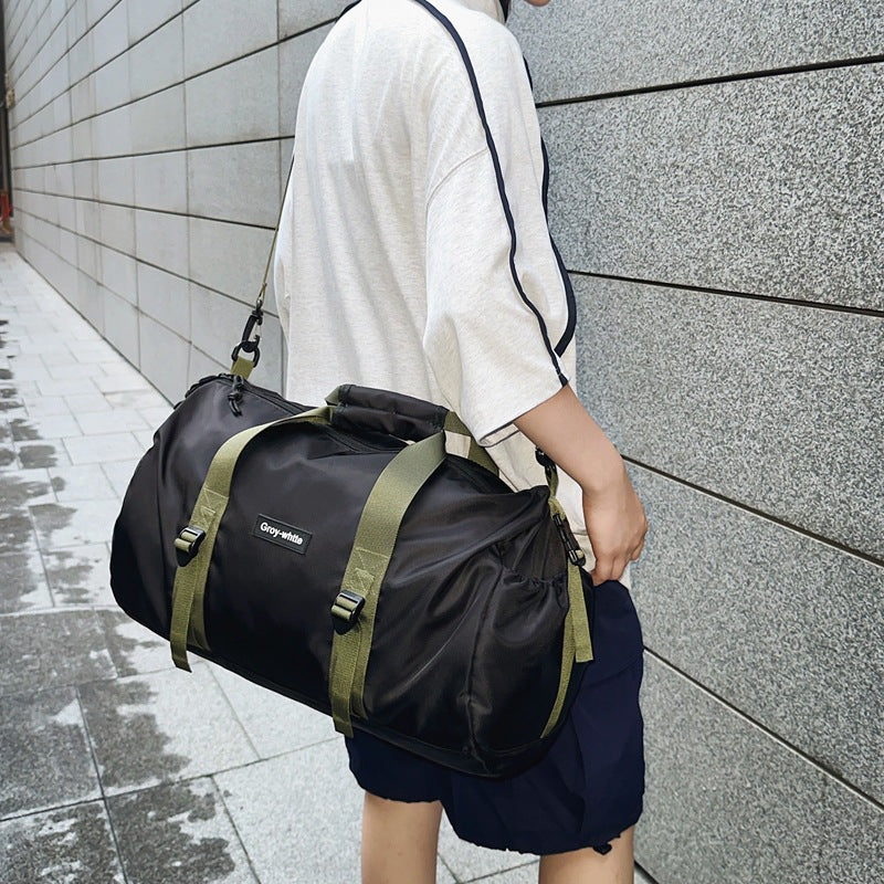 Sporty travel bag with adjustable shoulder strap and sturdy carrying handle Stornfield