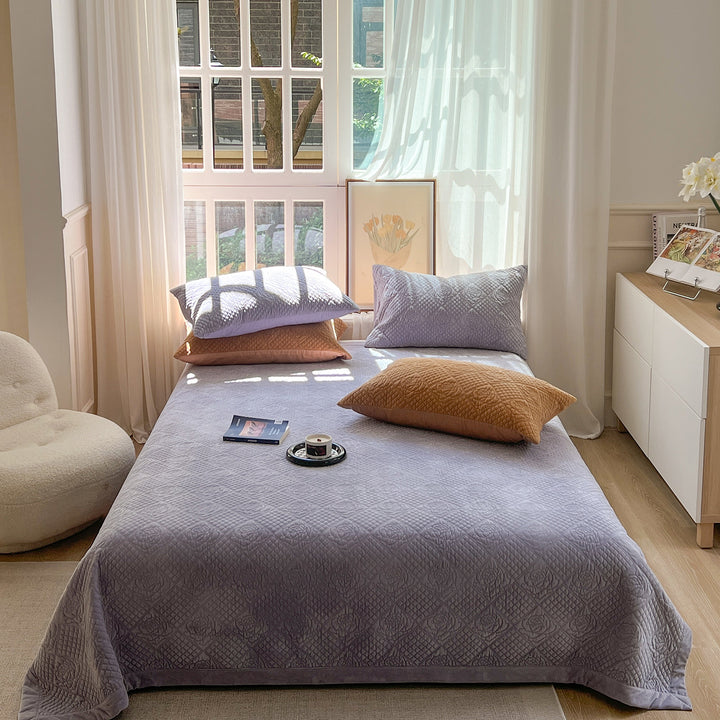 Quilted Velvet-Texture Bedspread and Pillow Sham Set