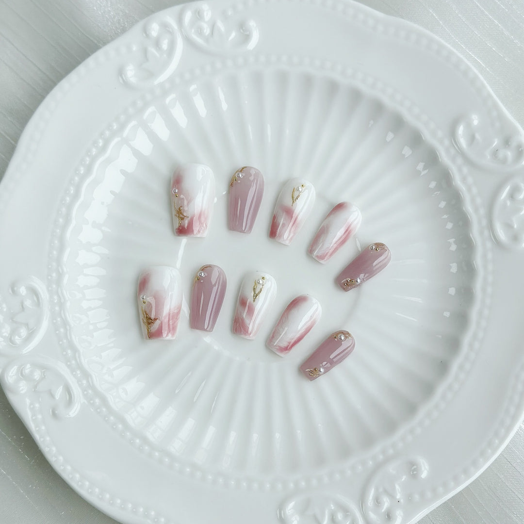 Artistic Marble Effect Press-On Nail Set