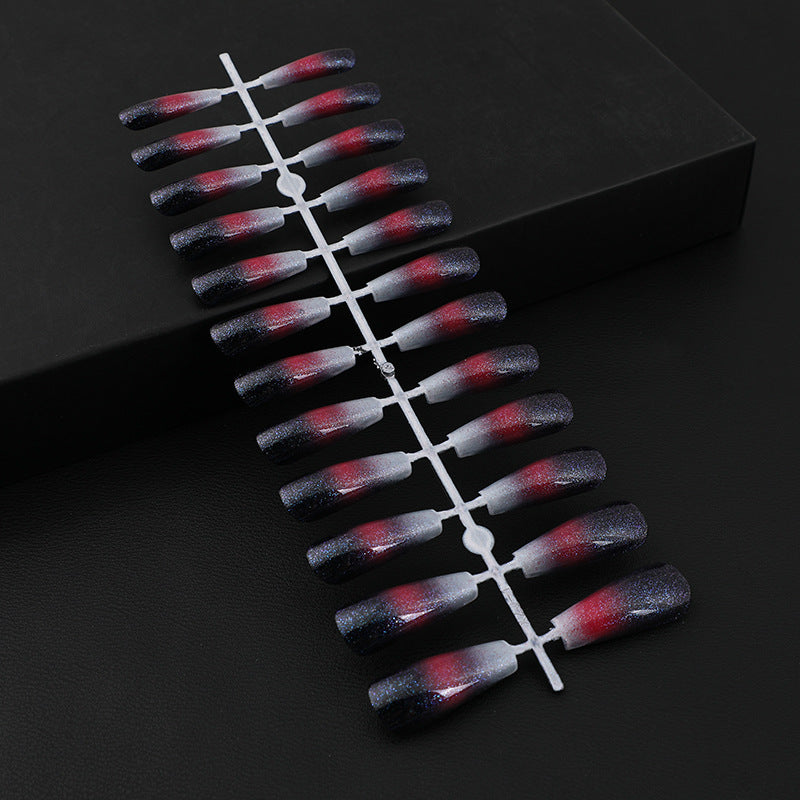 Glamorous artificial nails with gradient Stornfield
