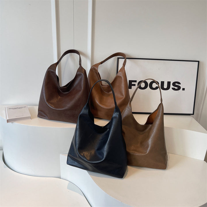 Minimalist Leather Tote Stornfield