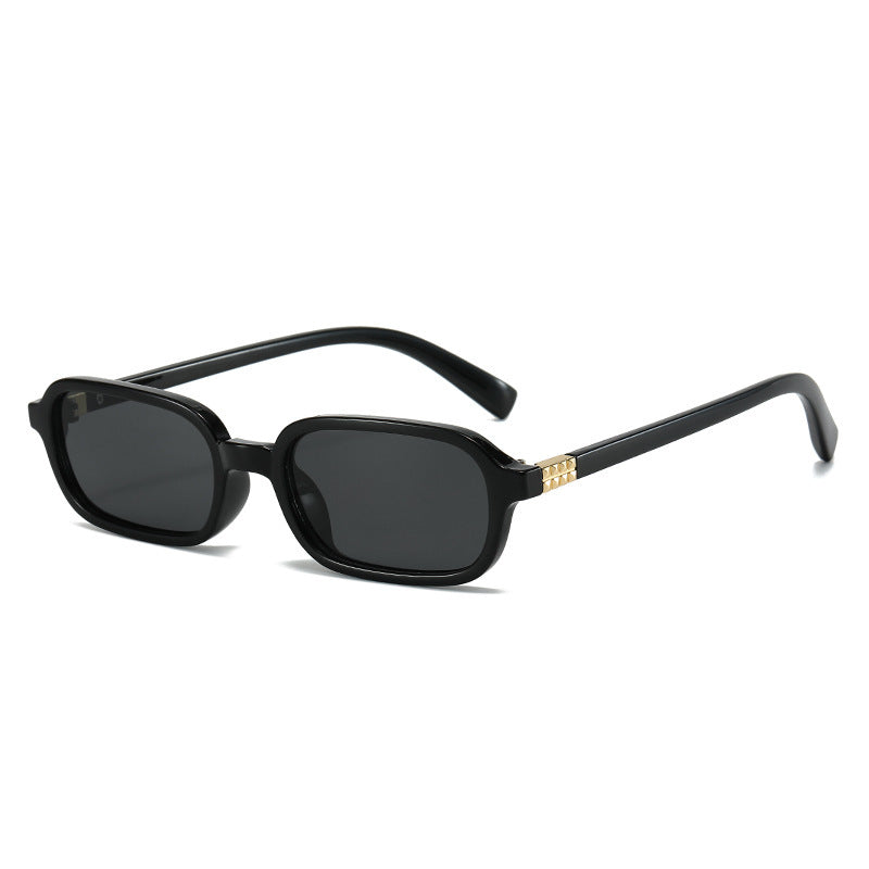 Chic Flat Lens Sunglasses with Decorative Metal Details Stornfield