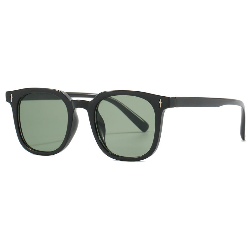 Women's fashionable square sunglasses with durable plastic frame Stornfield
