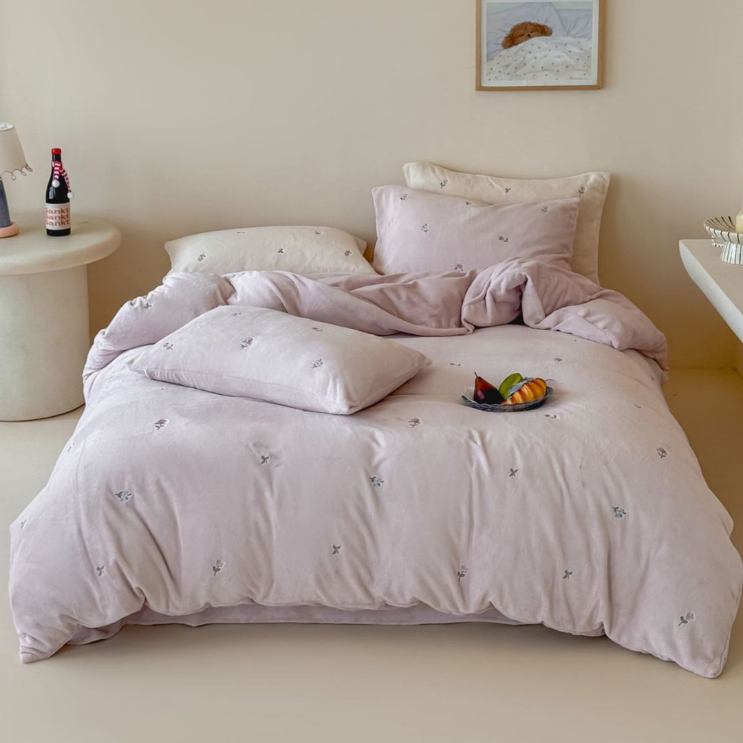 Luxury Embroidered Cotton Duvet Cover Set with Pillowcases
