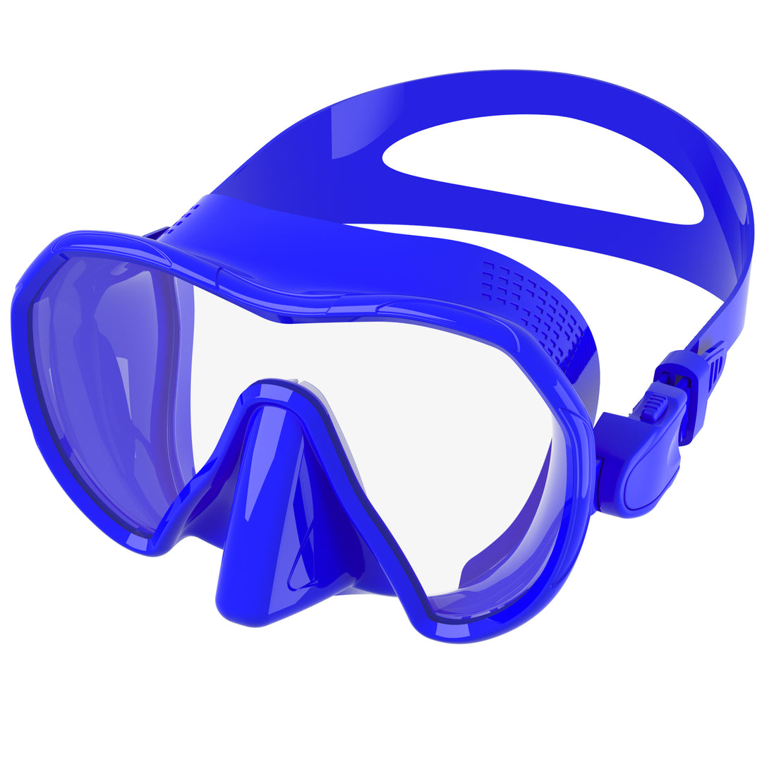 Diving mask with wide field of vision and innovative anti-fog technology Stornfield