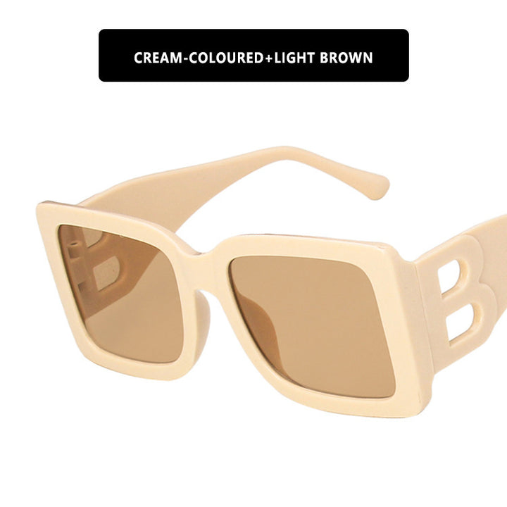 Ladies fashionable sunglasses in trendy leopard design Stornfield