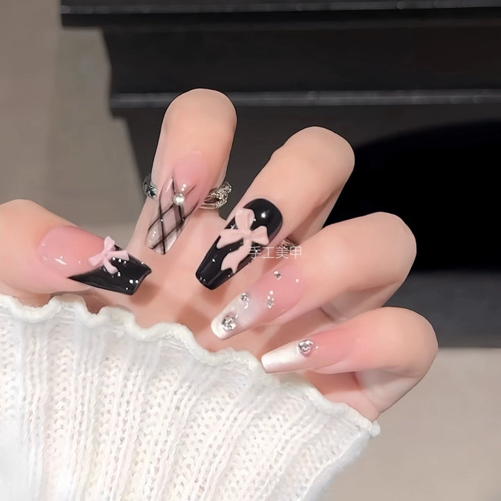 Press-On Nail Art Set Stornfield